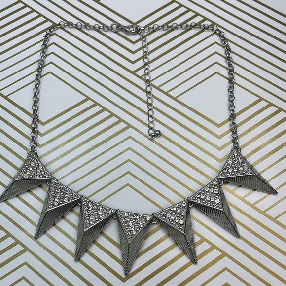 Vintage 90s choker with pavé crystals and spikes. - Picture 4 of 6